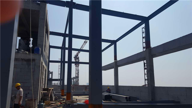 鋼結(jié)構(gòu)中的抗風設(shè)計有哪些？